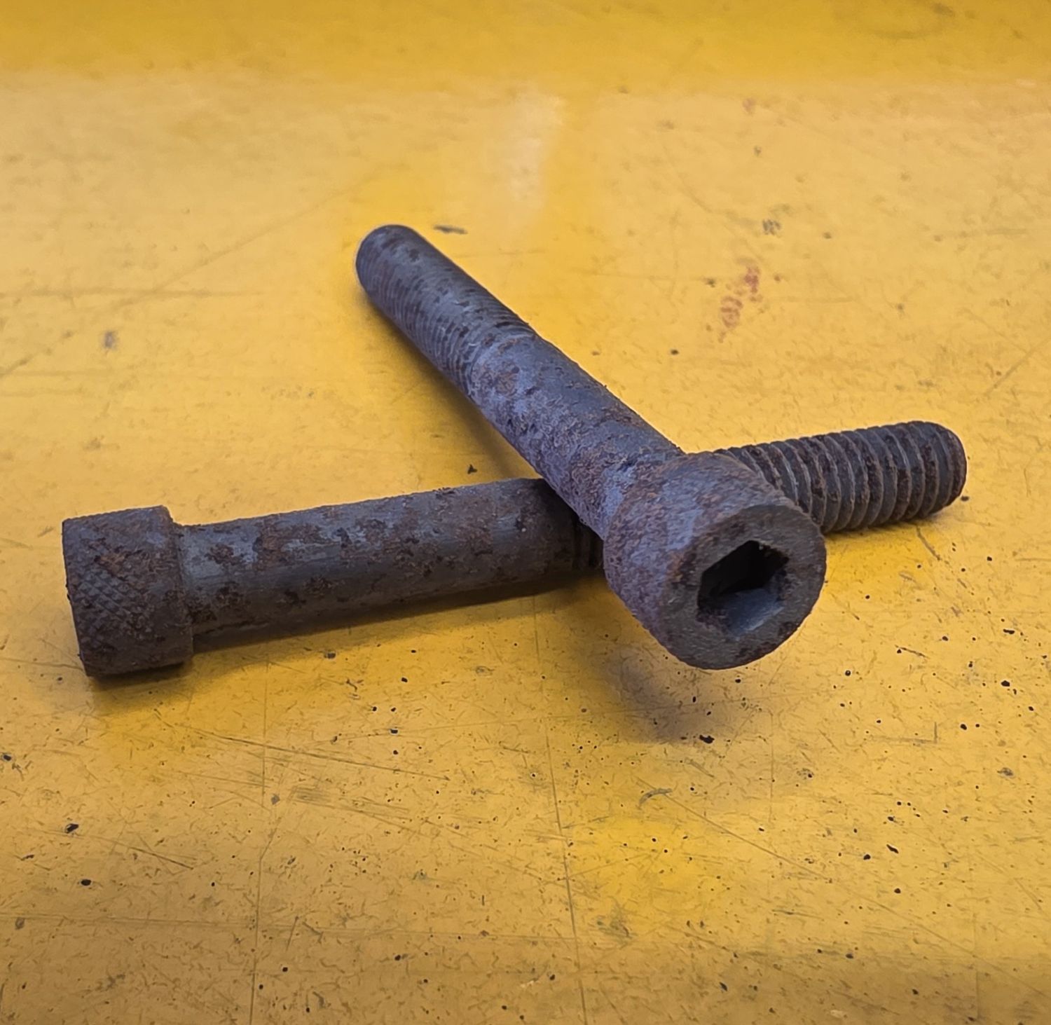 SOCKETHEAD CAPSCREW 1/4X2 BSF BLK