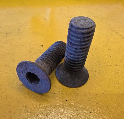 FLATHEAD SOCKETSCREW 1/2X1.1/2 BSW CSK BLK