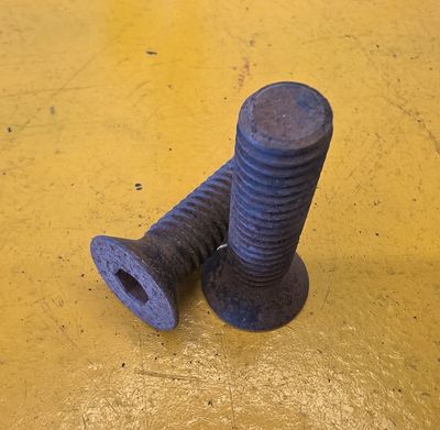 FLATHEAD SOCKETSCREW 1/2X2 BSW CSK BLK