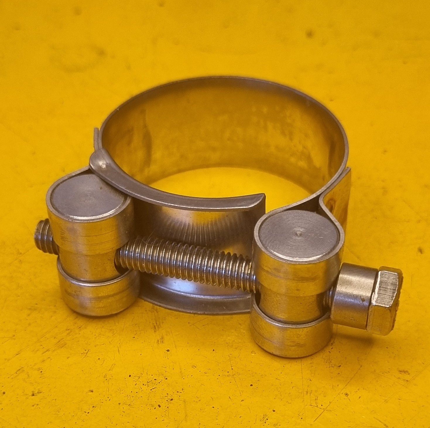 HOSE CLAMP T-BOLT 26-28MM FULL SS