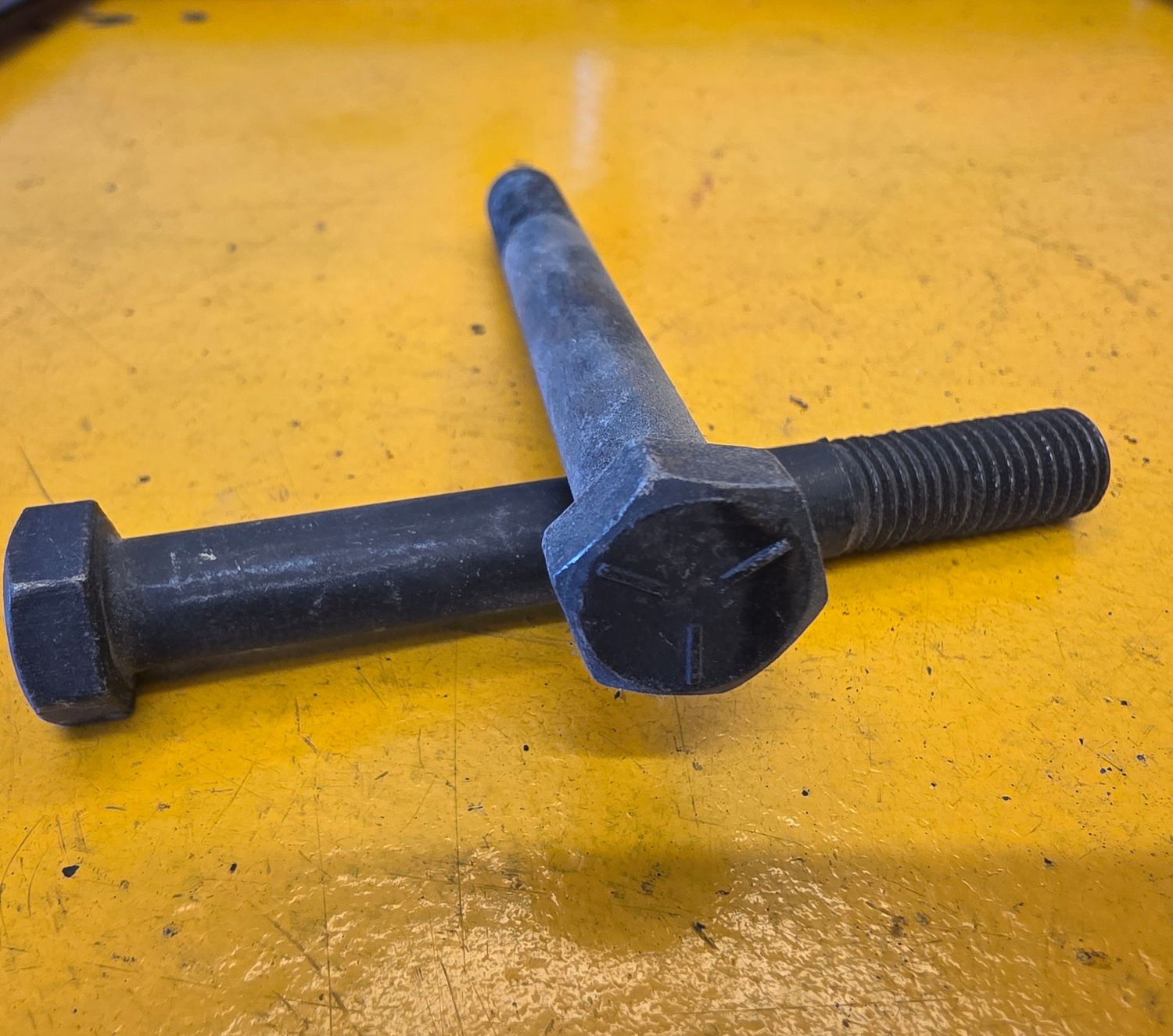 BOLT 3/8X3 BSF BLK