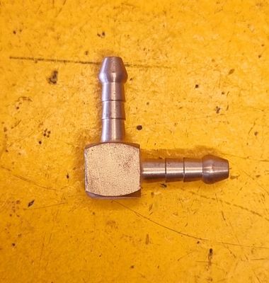 BRASS AIRLINE ELBOW 3/16 HOSE