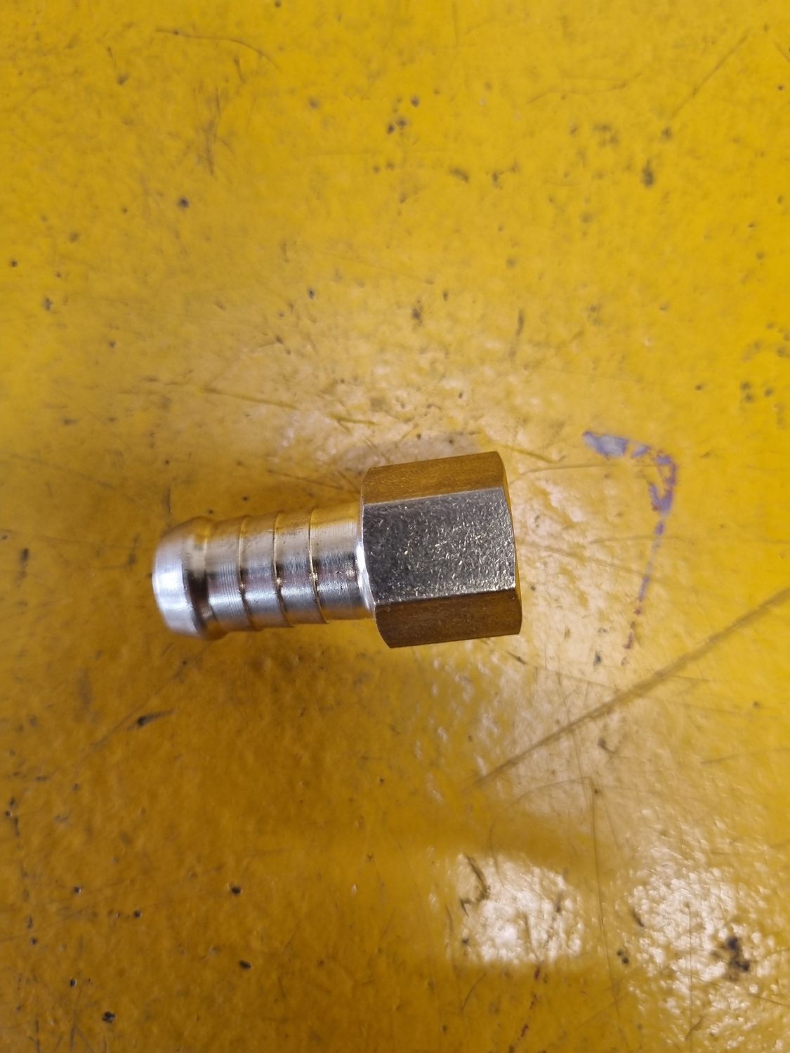 BRASS FEMALE CONNECT 1/2 HOSE X 1/2 BSP F