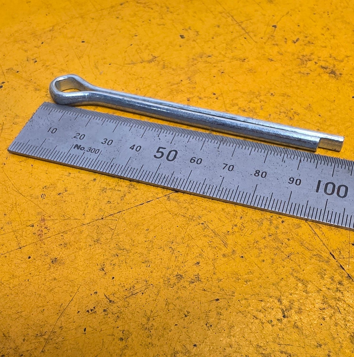 COTTER PIN M6.3X80 ZINC