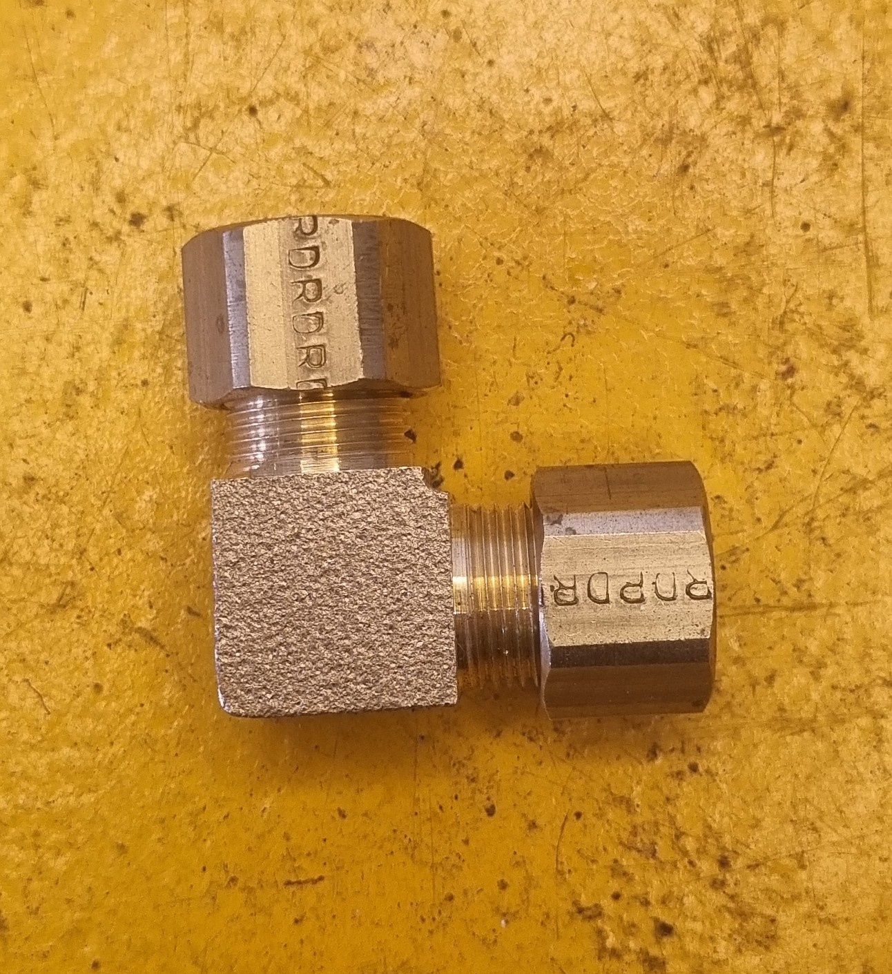 BRASS COMP UNION ELBOW 1/2 TUBE