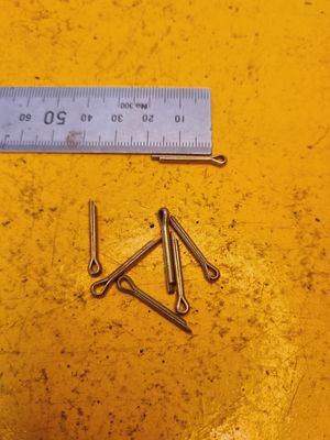 COTTER PIN 2.5X18 YZP