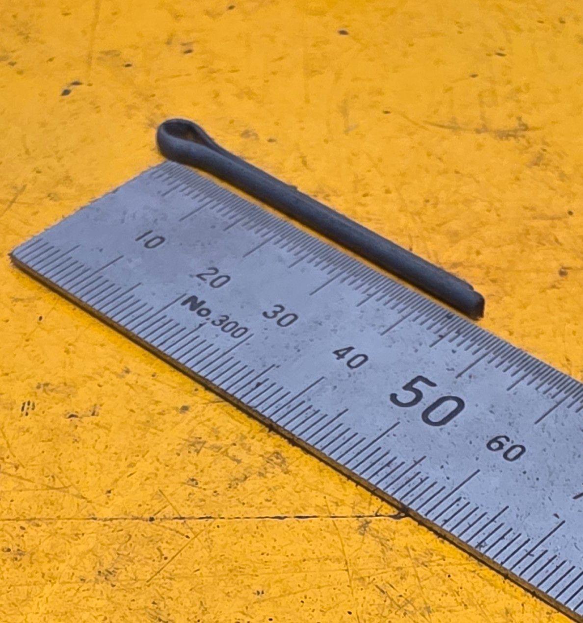 COTTER PIN M3.2X40 STEEL