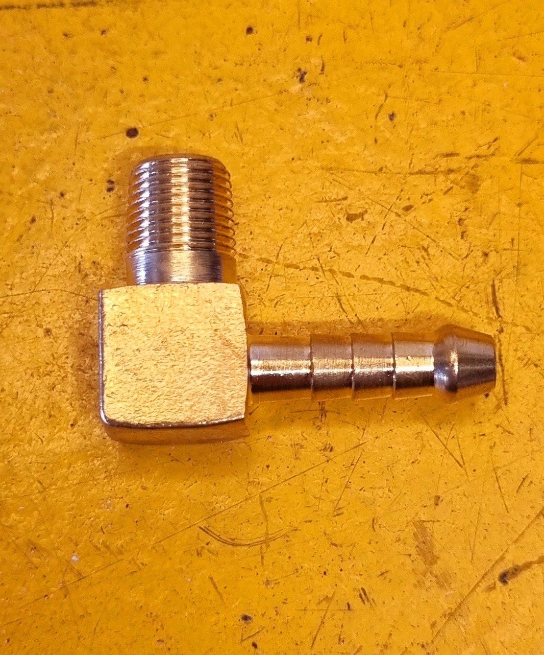 BRASS AIRLINE MALE ELBOW 5/16 HOSE X 1/8 BSP