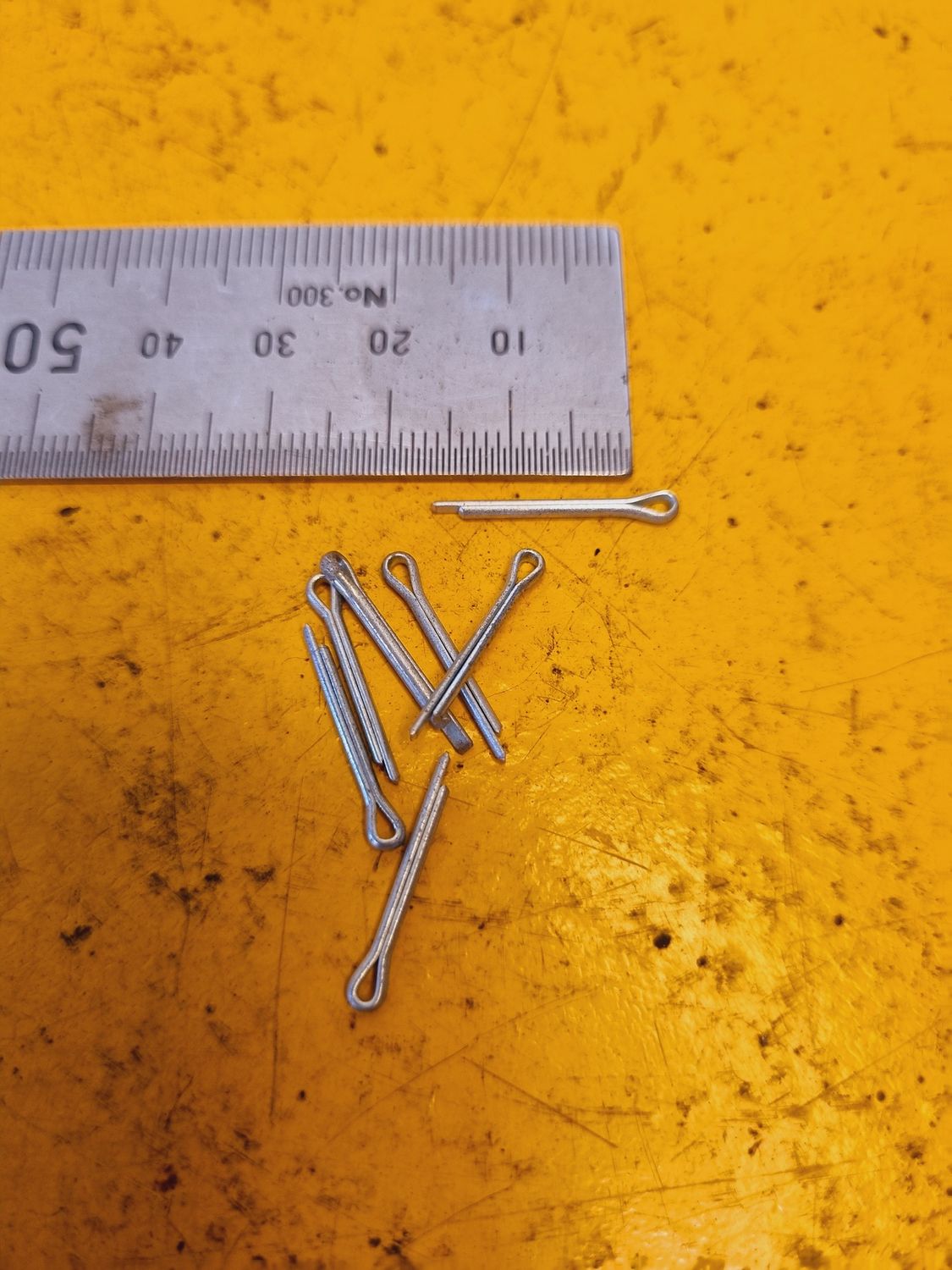 COTTER PIN 1/16X9/16 ZINC