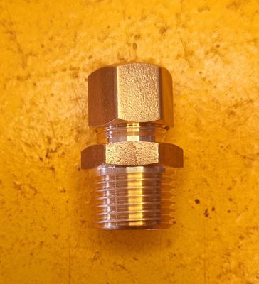 BRASS COMP MALE CONNECT 1/2 TUBE X 1/2 BSP