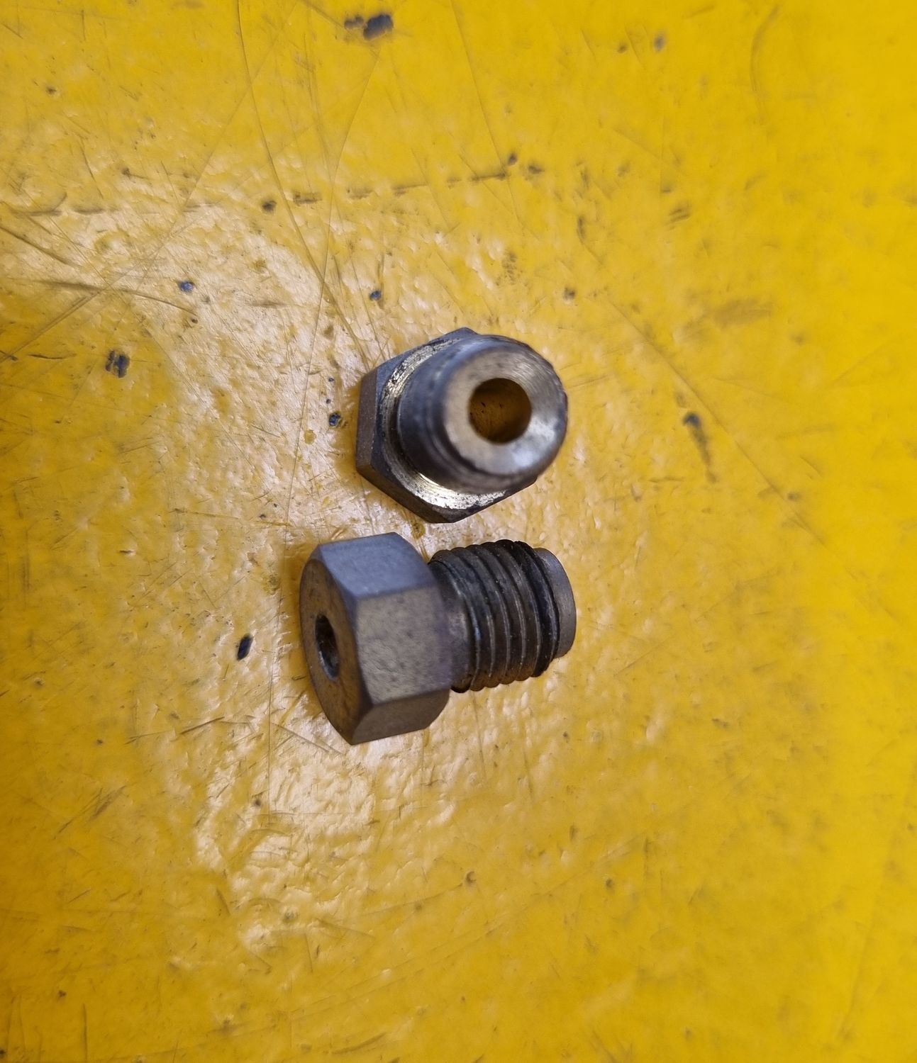 BRASS INVERTED FLARE NUT 1/8 TUBE