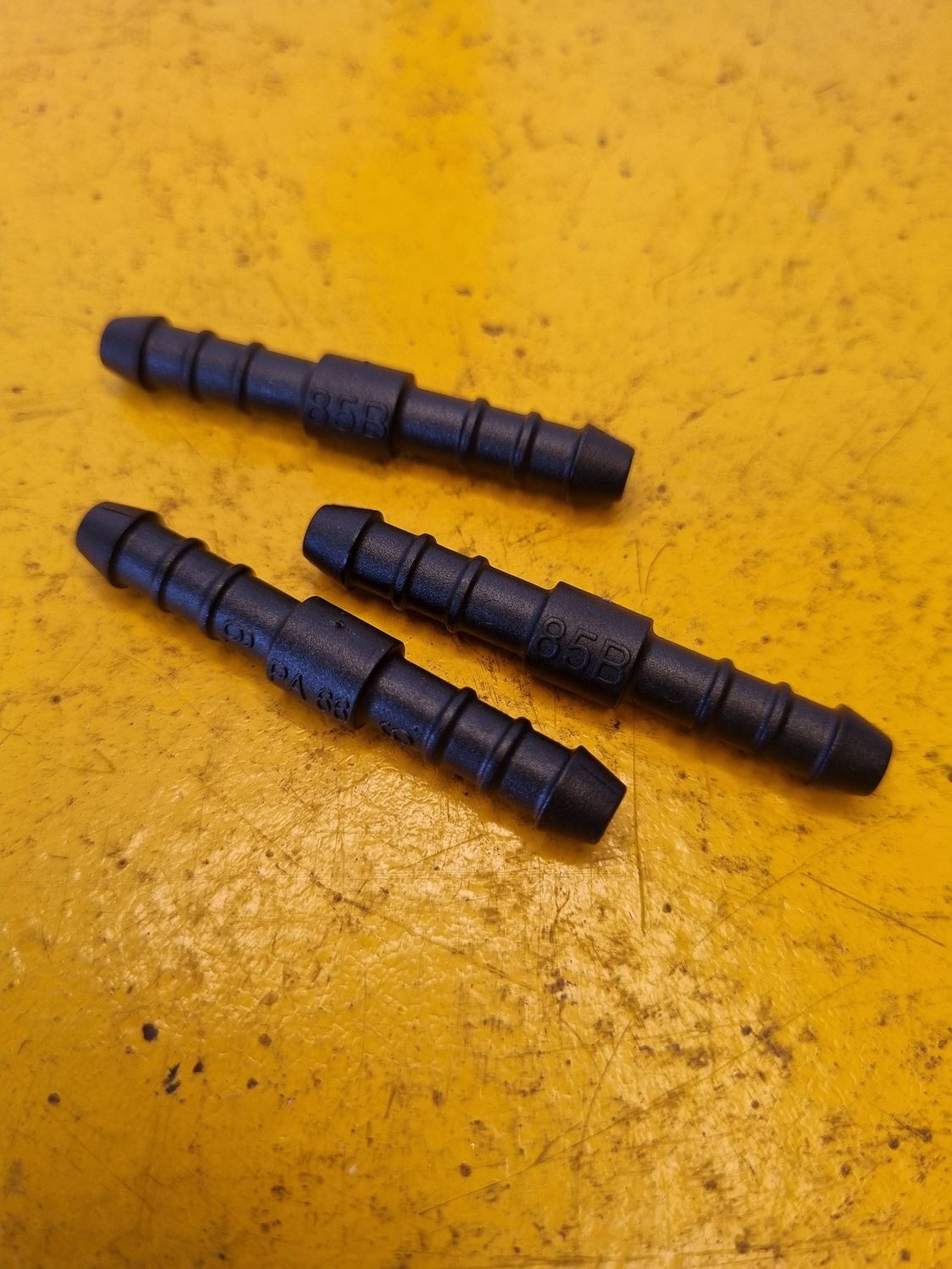 HOSE CONNECTOR STRAIGHT 6X6 PLASTIC CC85B
