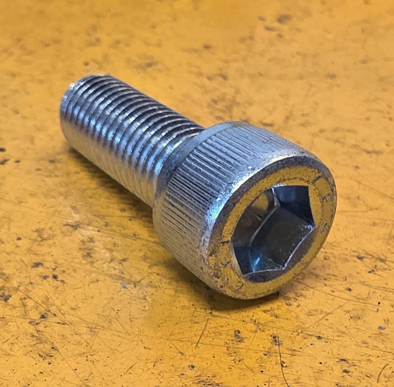 SOCKETHEAD CAPSCREW M12X35 1.75 STD ZINC