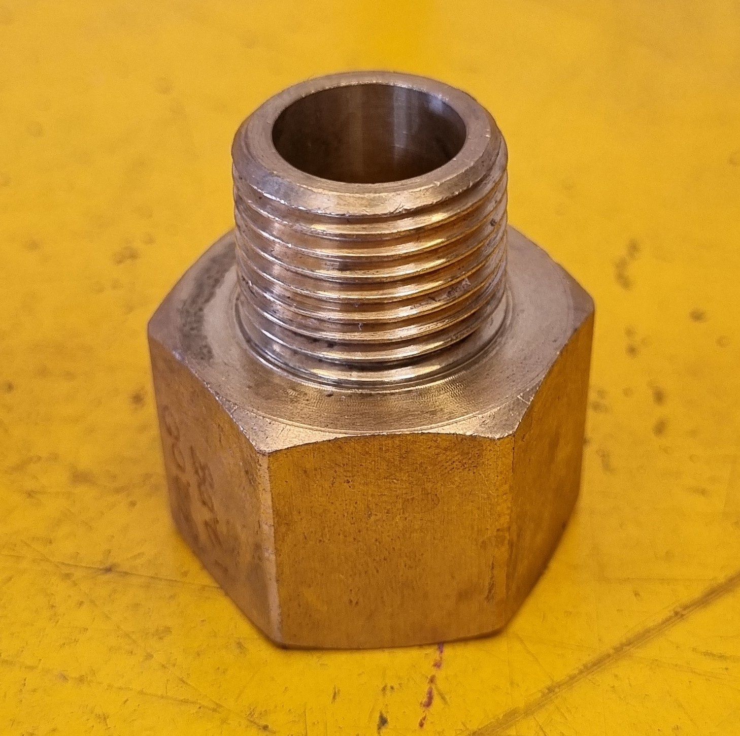 BRASS M/F ADAPTOR 3/4 (F) X 1/2 (M) BSP