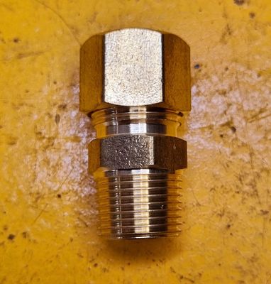 BRASS COMP MALE CONNECT 3/8 TUBE X 3/8 BSP