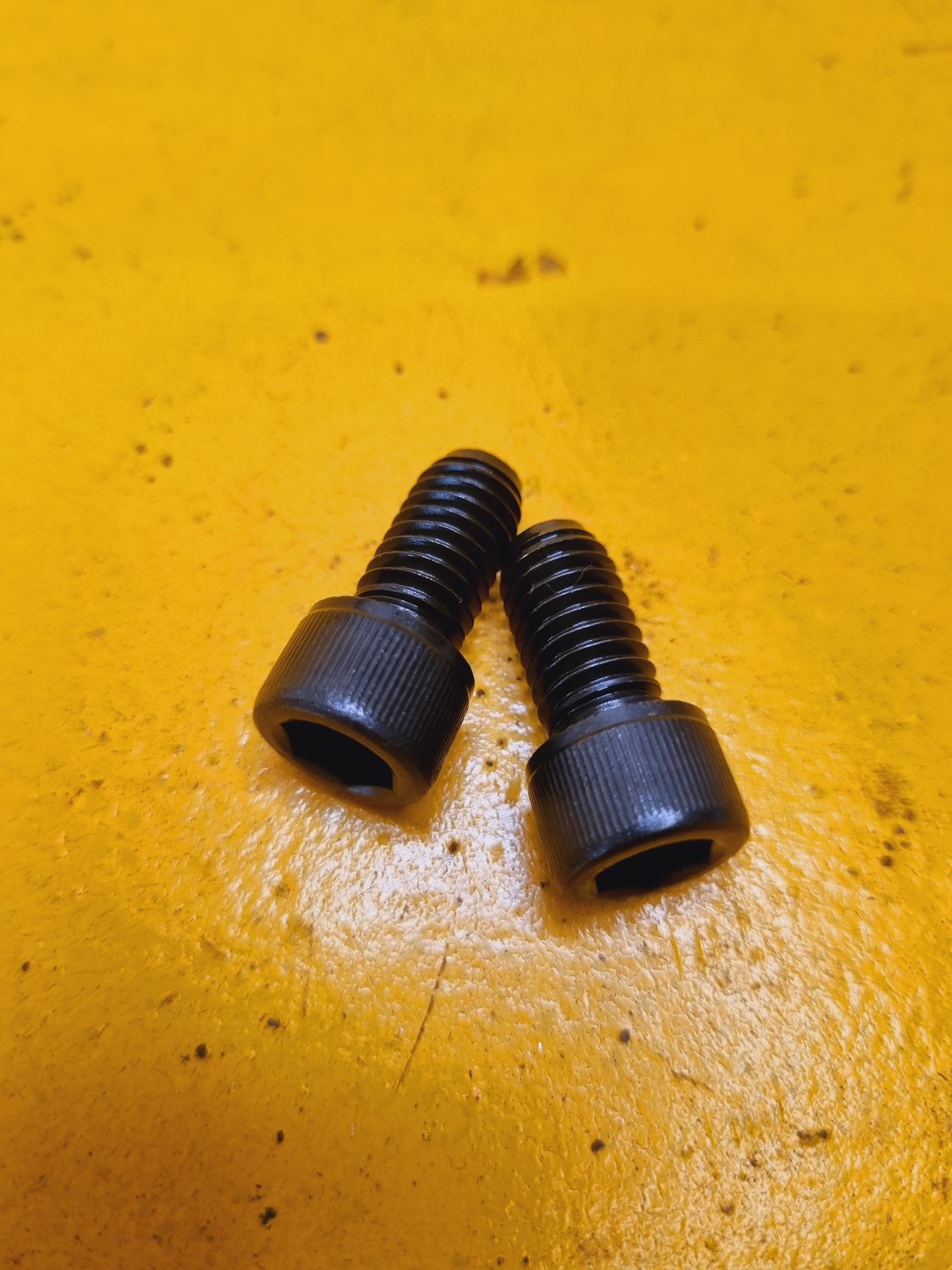 SOCKETHEAD CAPSCREW 3/8X3/4 UNC BLK