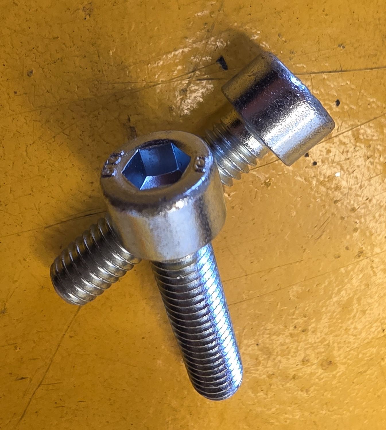 SOCKETHEAD CAPSCREW M6X30 ZINC 12.9