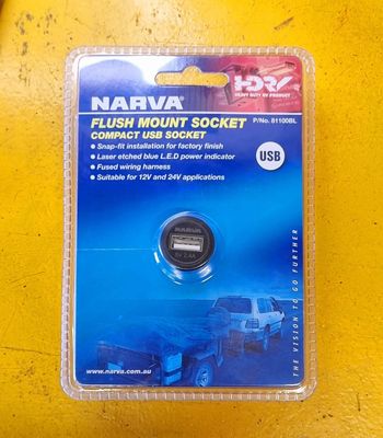 FLUSH MOUNT USB SOCKET