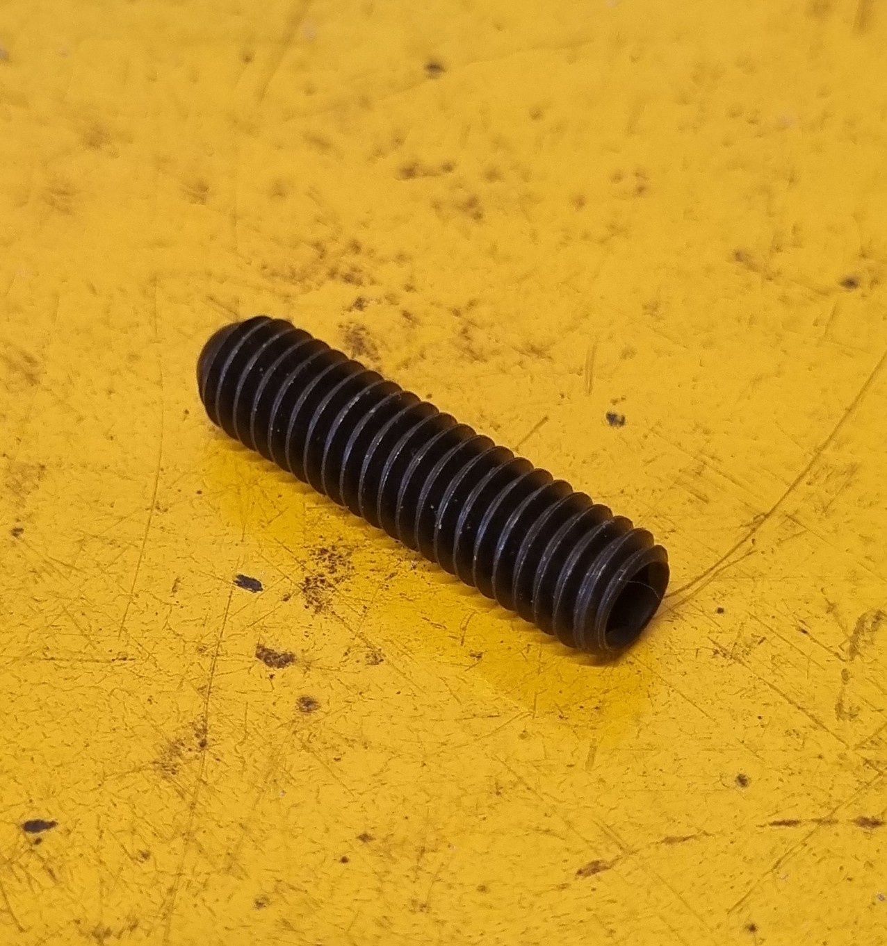 SCREW GRUB 3/8X1-1/2 UNC BLK