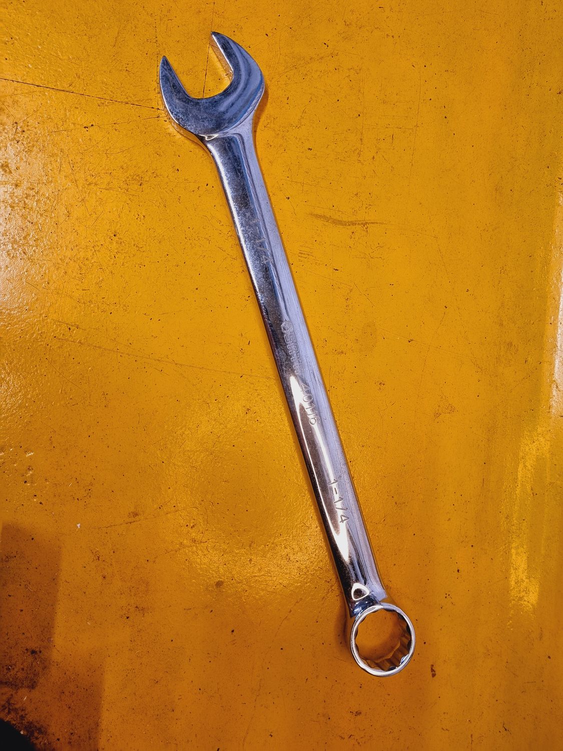 SPANNER 1-1/4" SATA