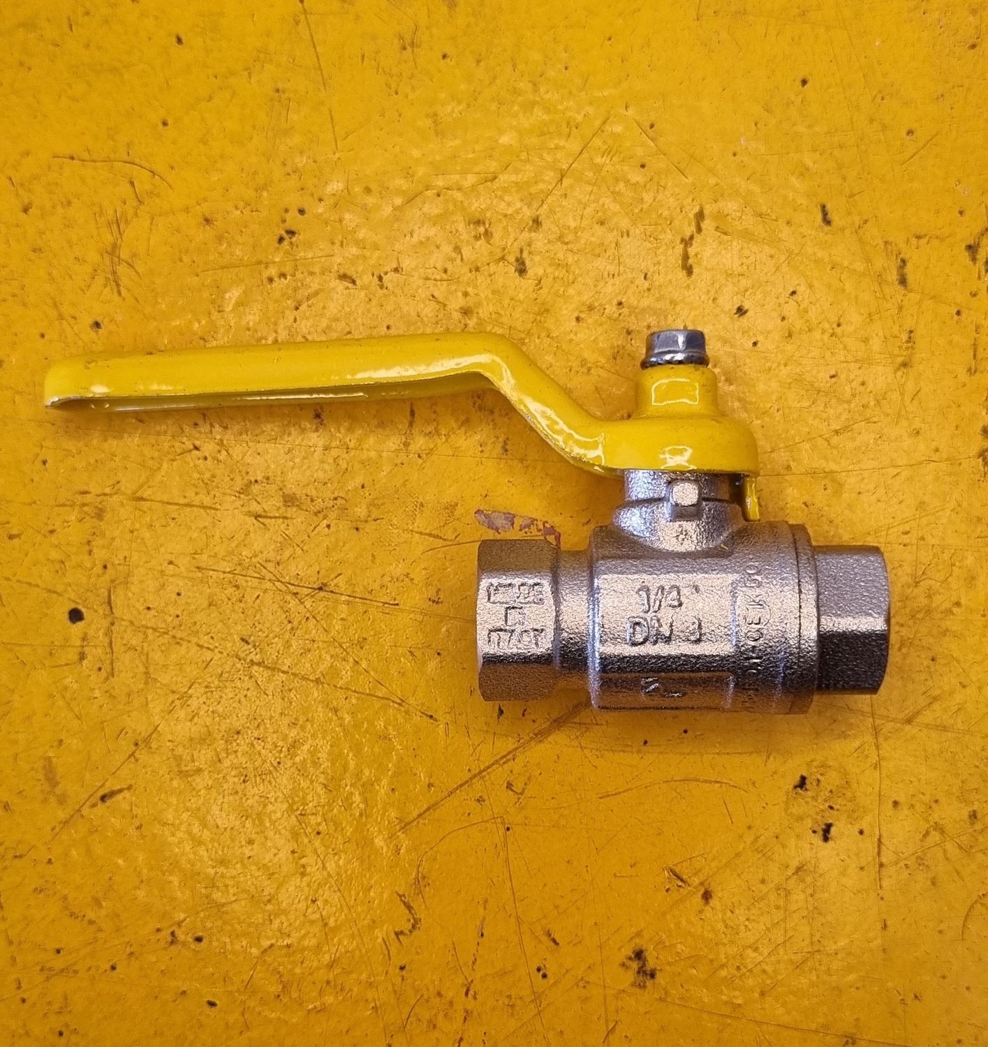 TAP 1/4 BSP F&amp;F AGA HANDLE V301