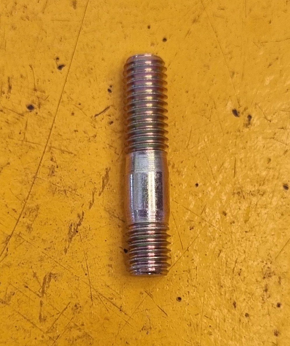 STUD MANIFOLD M8X38X1.25