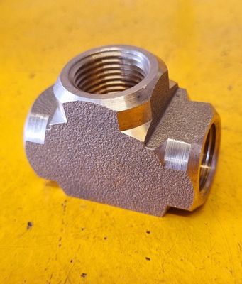 BRASS FEMALE TEE 1/2 BSP