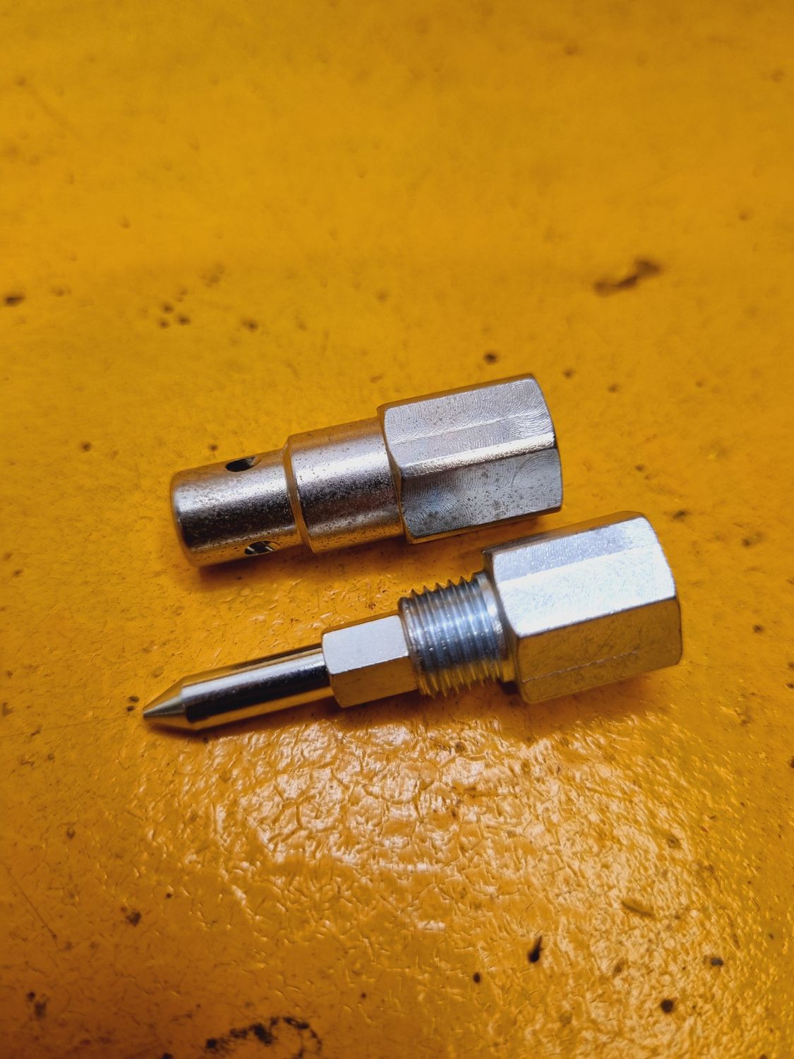 GREASE GUN NEEDLE POINT ASSEMBLY