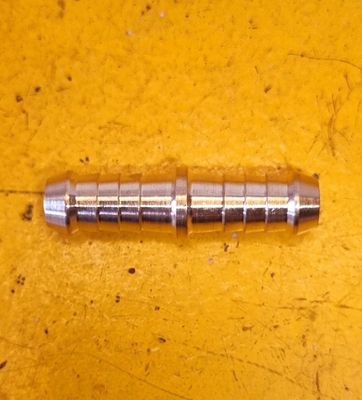 BRASS AIRLINE JOINER 5/16 HOSE