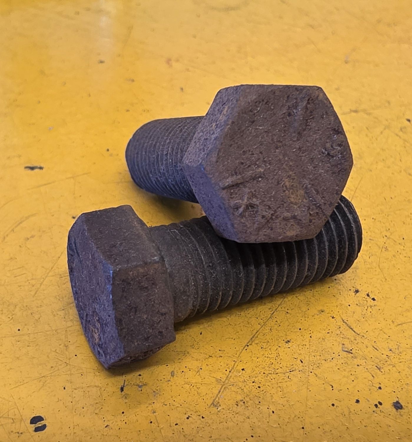 BOLT 7/16X1 BSF BLK