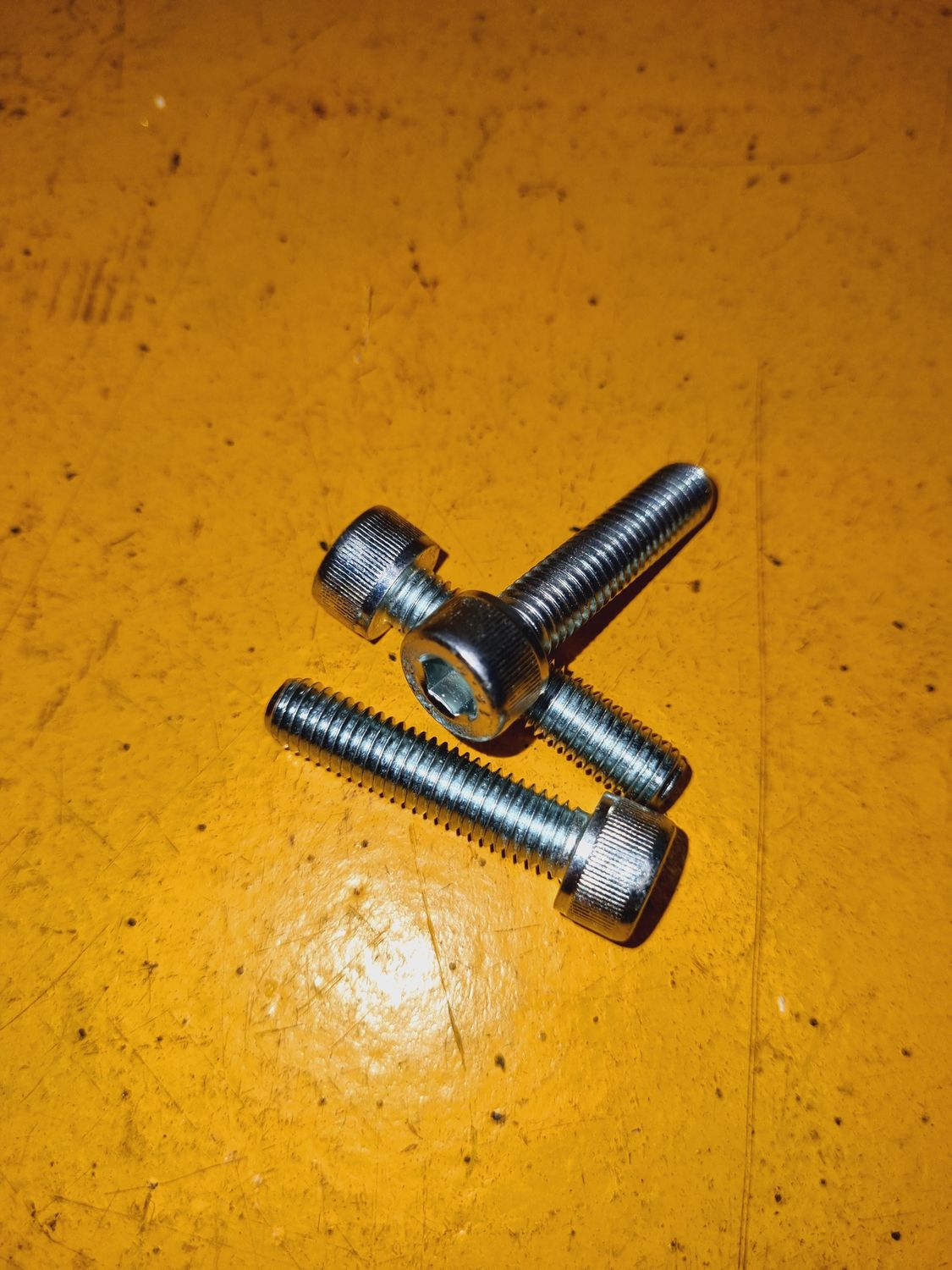 SOCKETHEAD CAPSCREW M8X35 ZINC 12.9