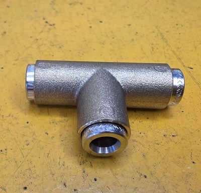 BRASS FFM14 TUBE TEE 6MM