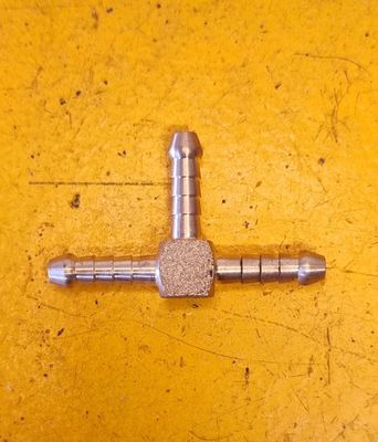 BRASS AIRLINE TEE 3/16 HOSE