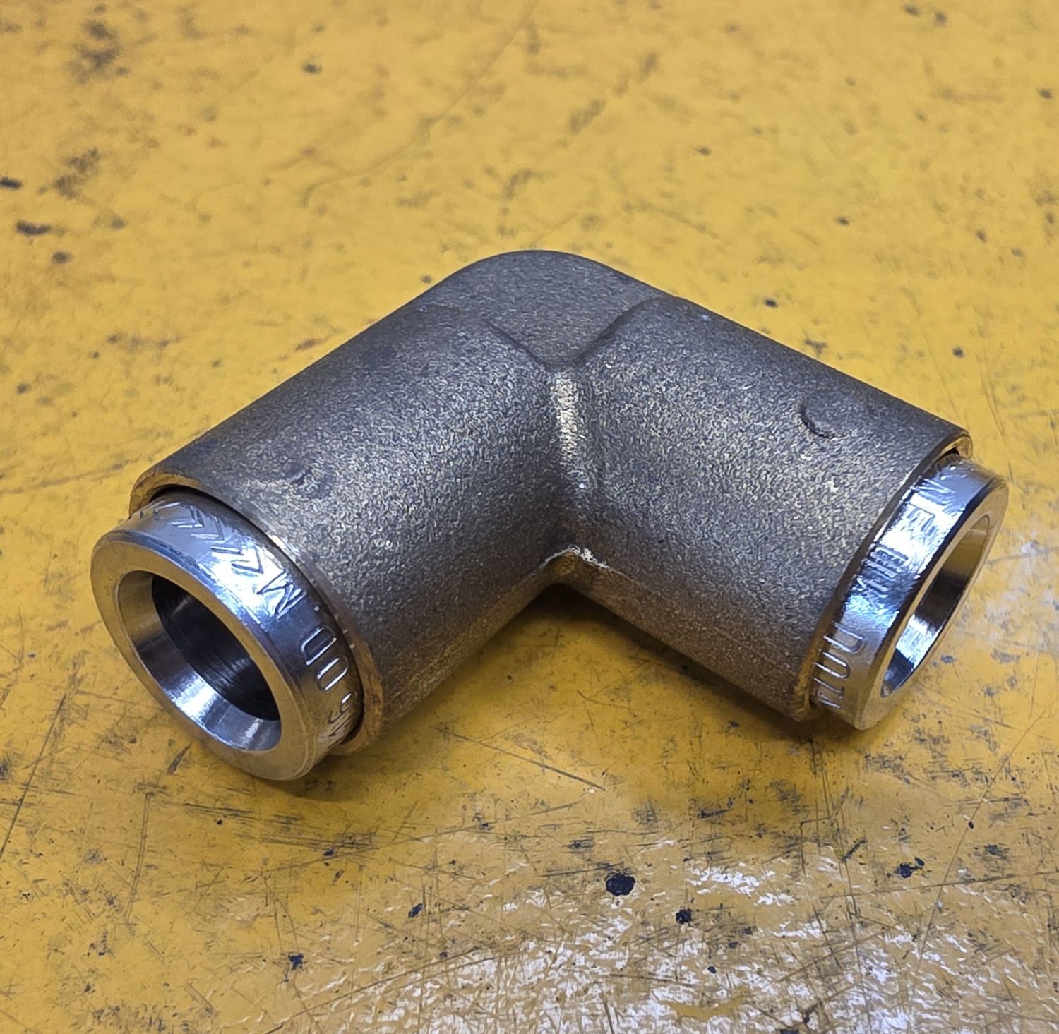 BRASS FFM11 TUBE ELBOW M8