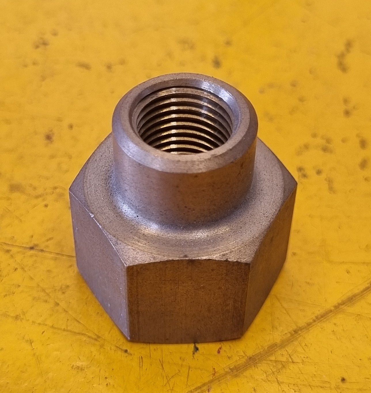 BRASS FEMALE REDUCING BUSH 1/2 X 1/4 BSP