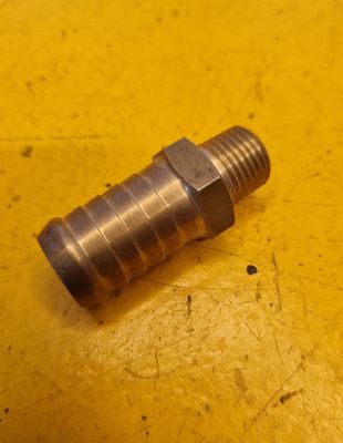 BRASS AIRLINE MALE CONNECT 5/8 HOSE X 1/4 BSP