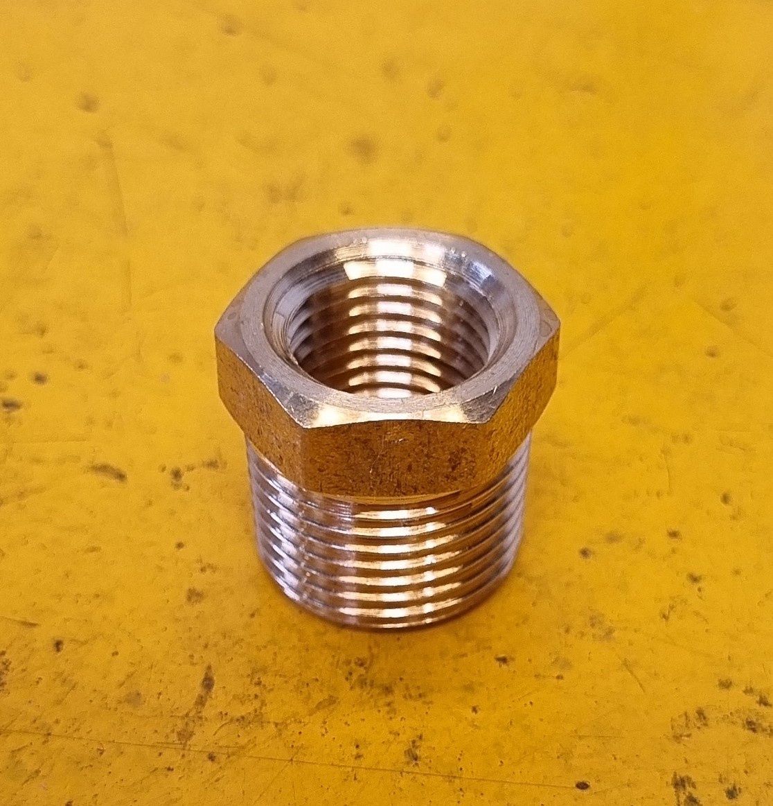 BRASS M/F REDUCING BUSH 3/8 BSP X 1/4 BSP