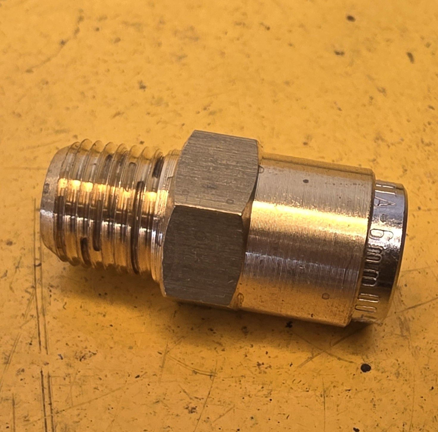 BRASS FFM3 MALE CONNECT M6X1/8 NPT