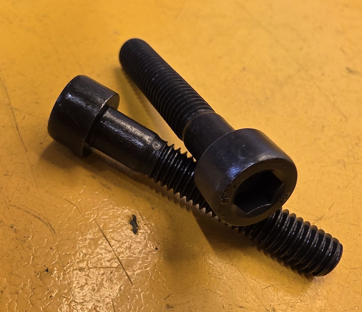 SOCKETHEAD CAPSCREW M6X35 BLK 12.9