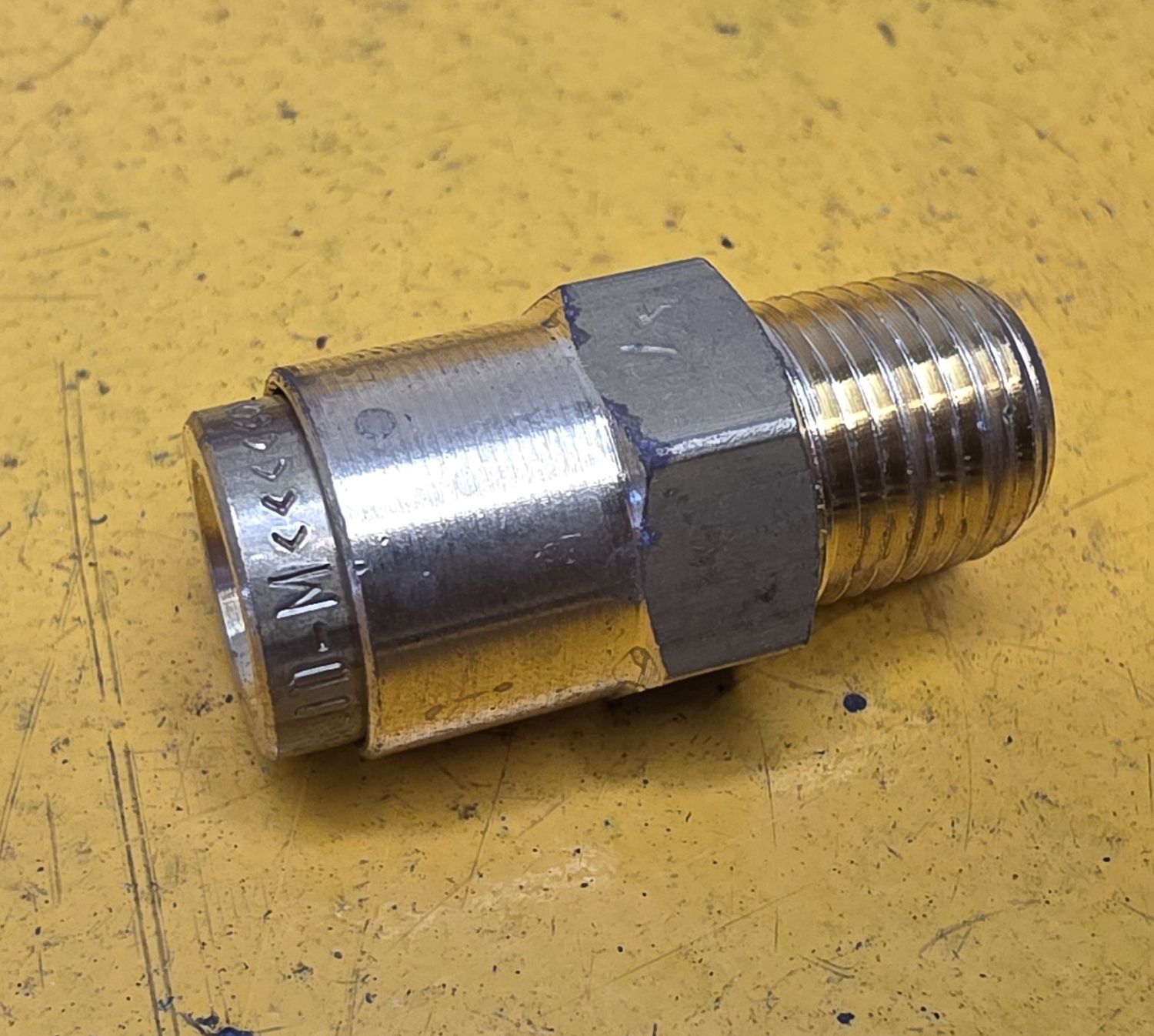 BRASS FF3 MALE CONNECT 1/4 TUBE X1/4 NPT