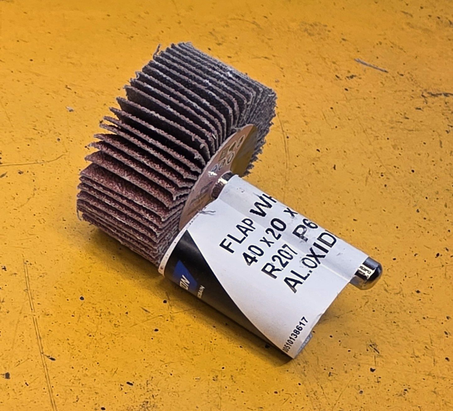 FLAP WHEEL 40X20X6 P60