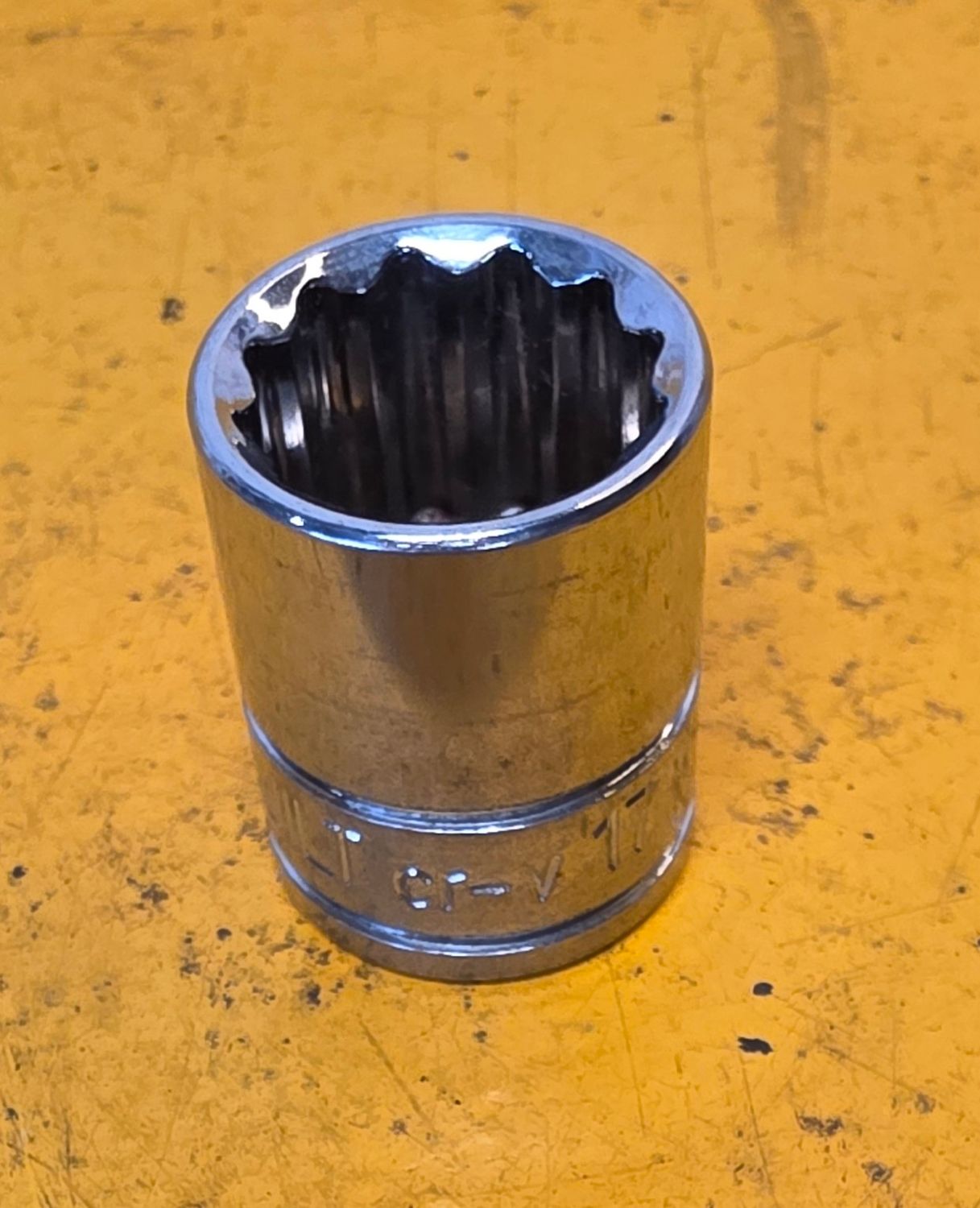 SOCKET 17MM X 3/8 DR REGULAR 12PT