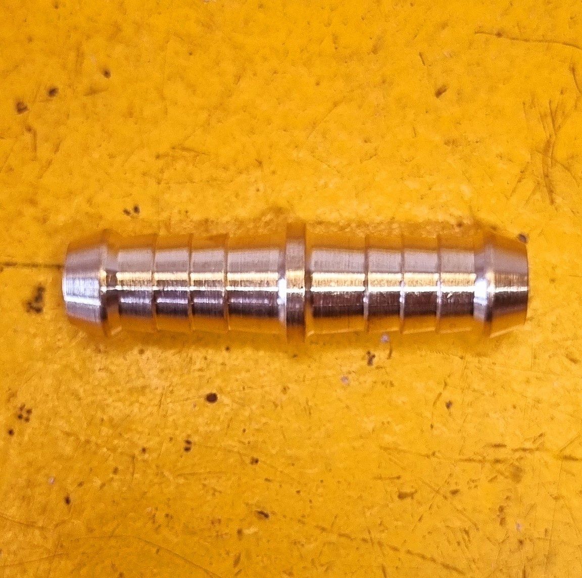 BRASS AIRLINE JOINER 3/8 HOSE