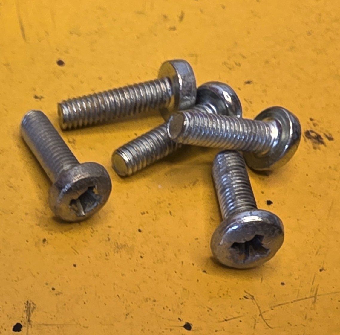 SCREW M3X10 POZI NICKEL PLATE