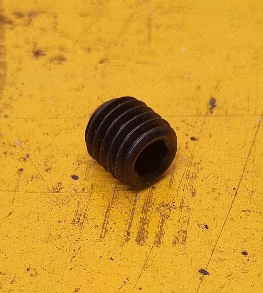 GRUB SCREW M6X8