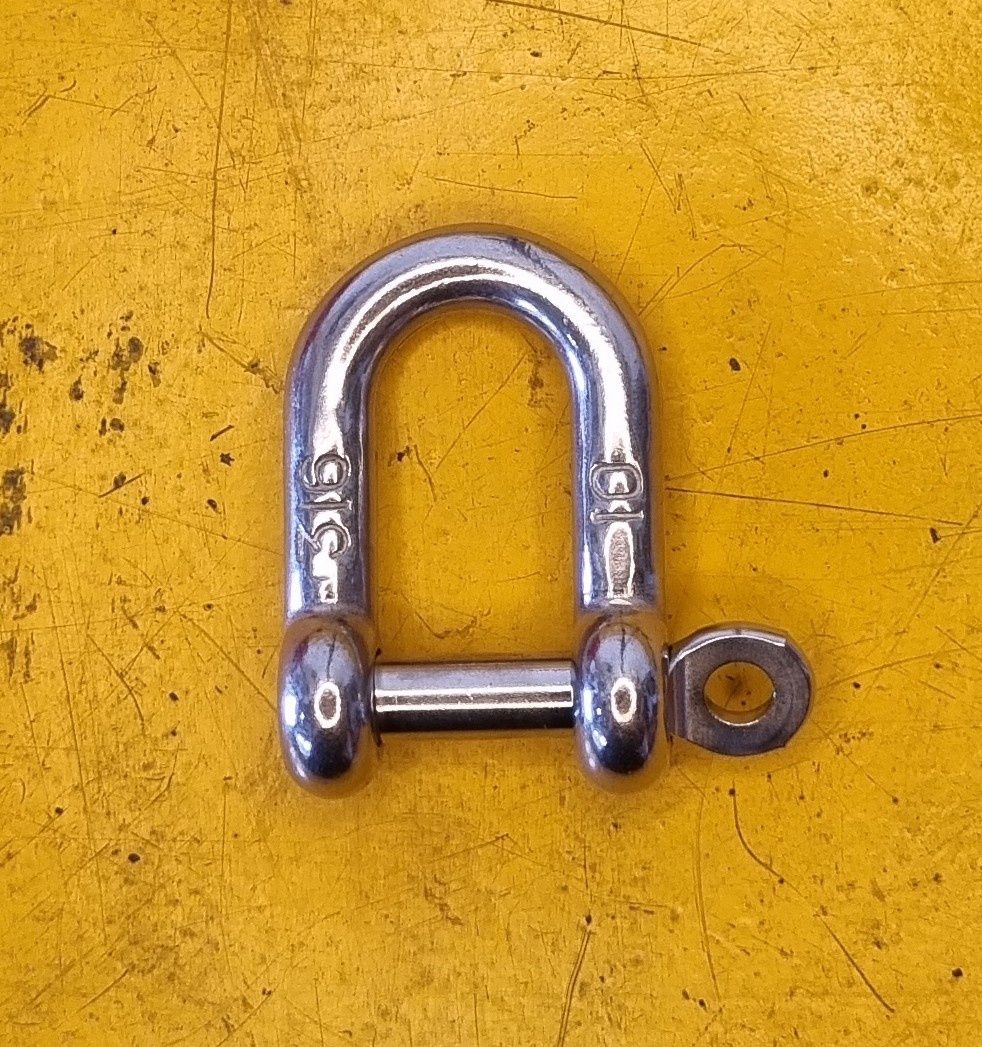 SHACKLE D 10MM SS316