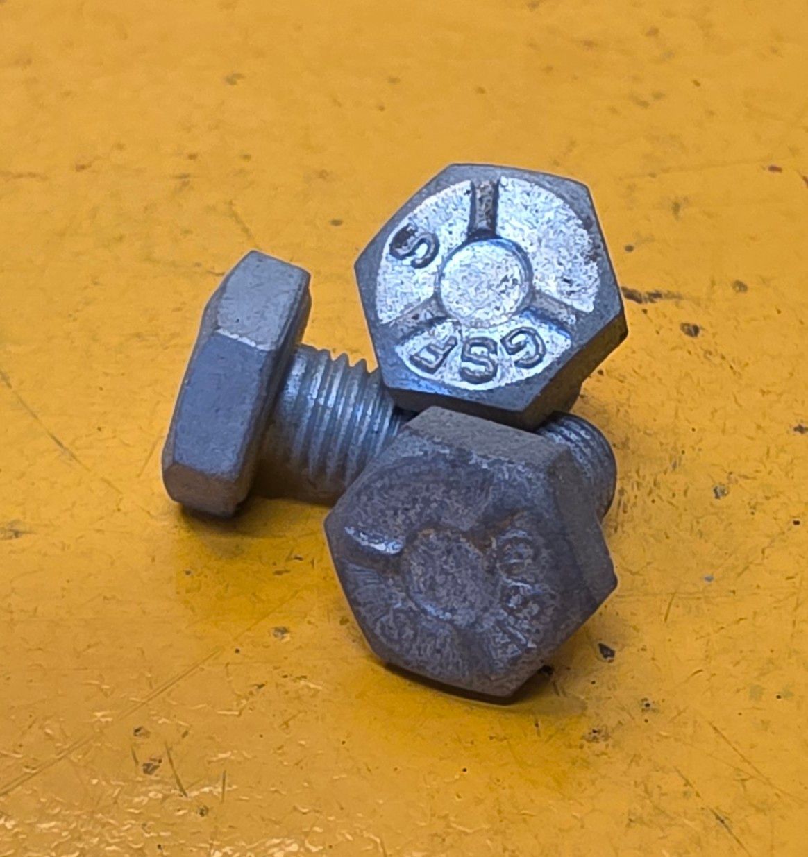 BOLT 1/4X3/8 UNF GR5 BRITISH MADE