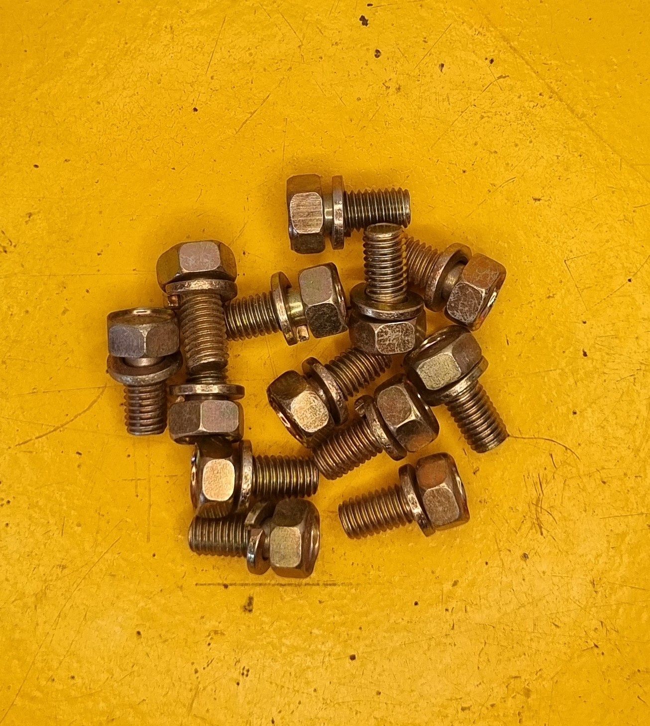 BOLT M8X16 PA YZP JIS