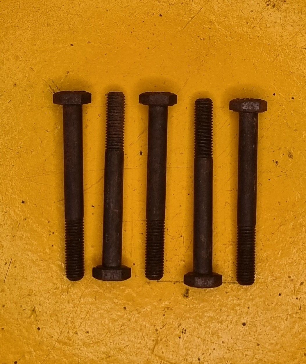 BOLT 1/4X2.1/4 UNF GR5 BLK