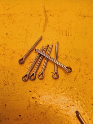 COTTER PIN 1/8X1.1/4 BRASS